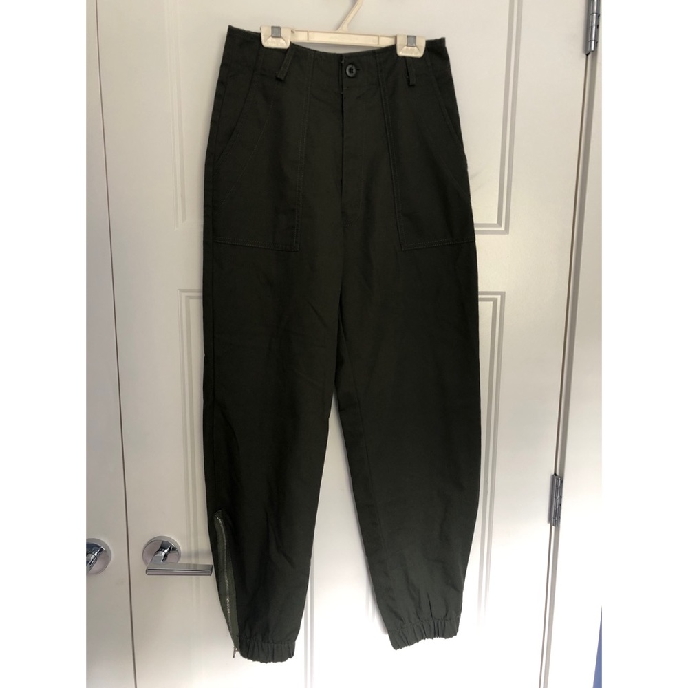 Brandy Melville High Waisted Zippered Pants